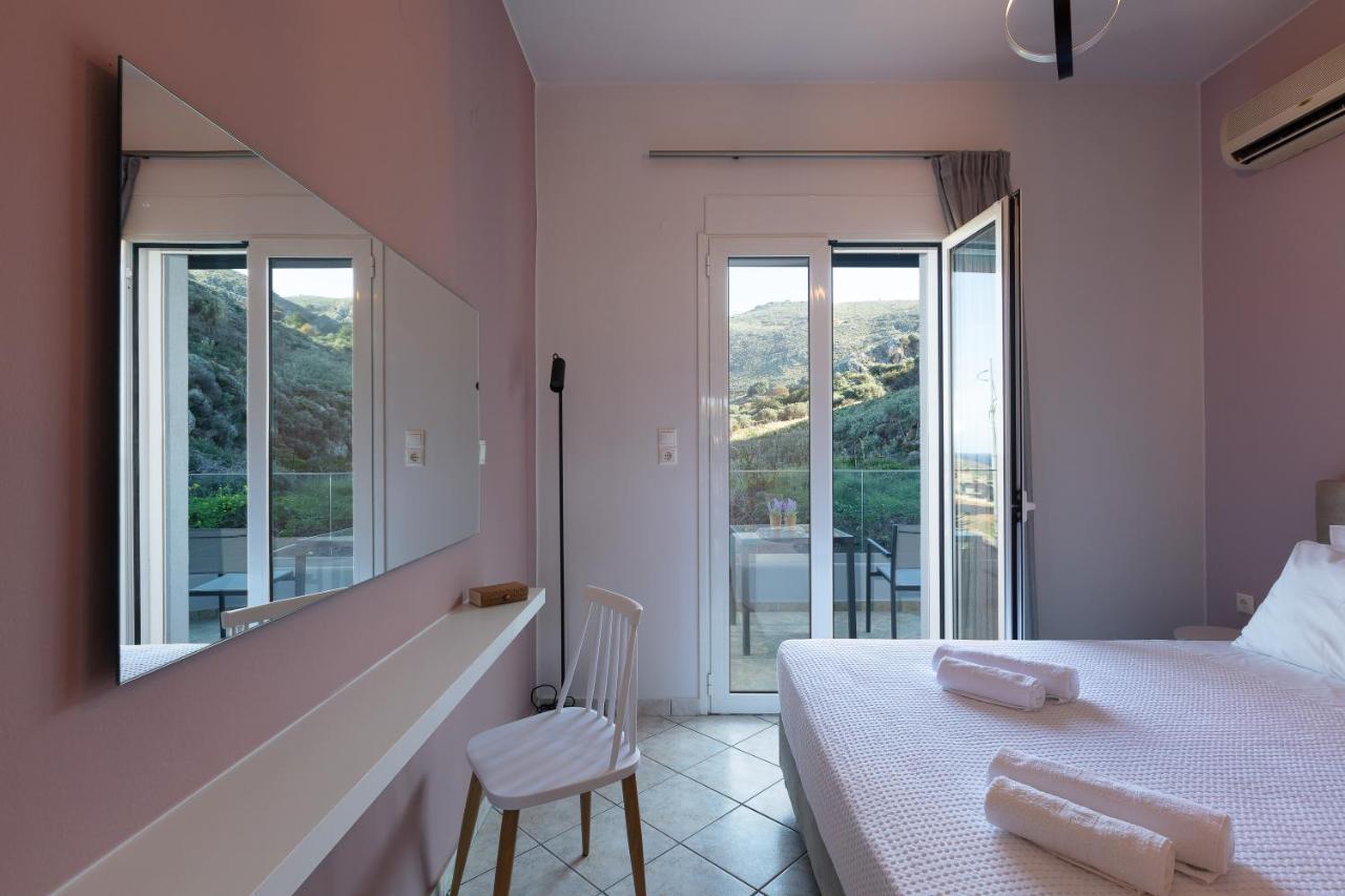 Aparthotel Pietra Di Mare Petres  Exteriér fotografie