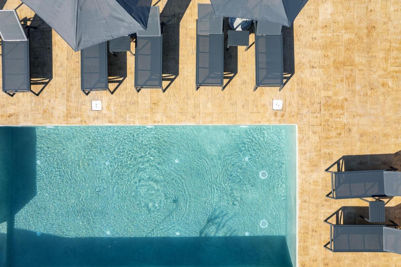 Aparthotel Pietra Di Mare Petres  Exteriér fotografie
